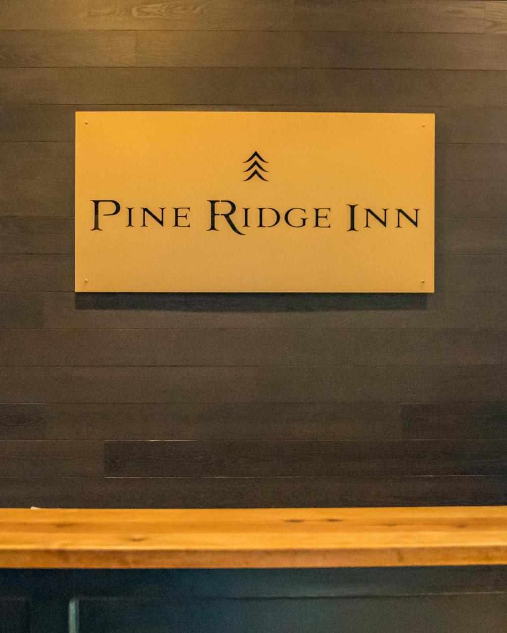 Pine Ridge Inn Bend Exterior foto